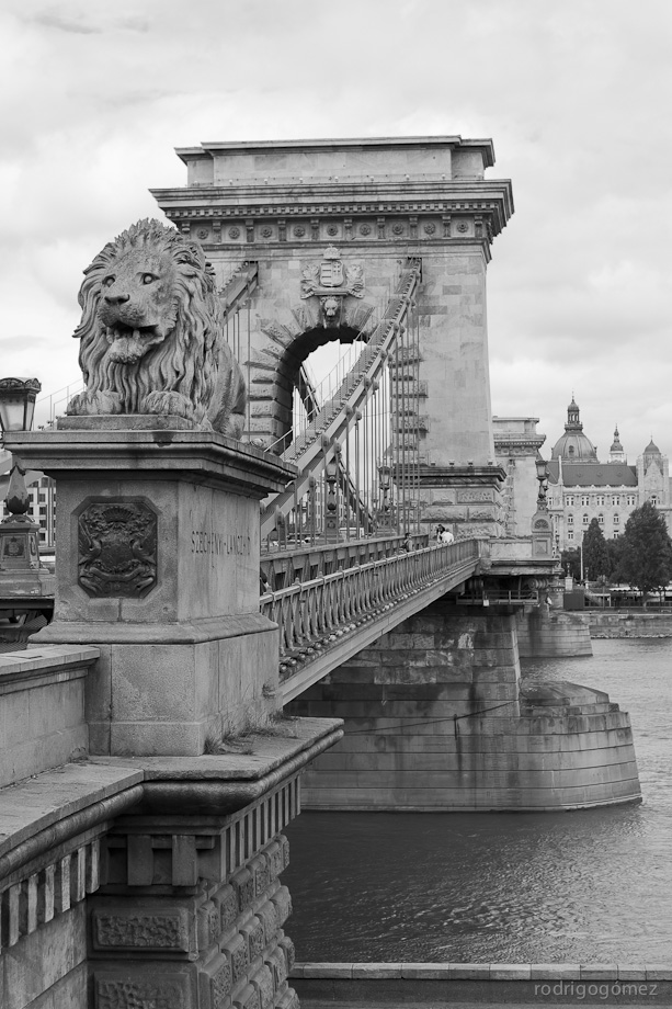 El Puente de las Cadenas II - Budapest - Hungría